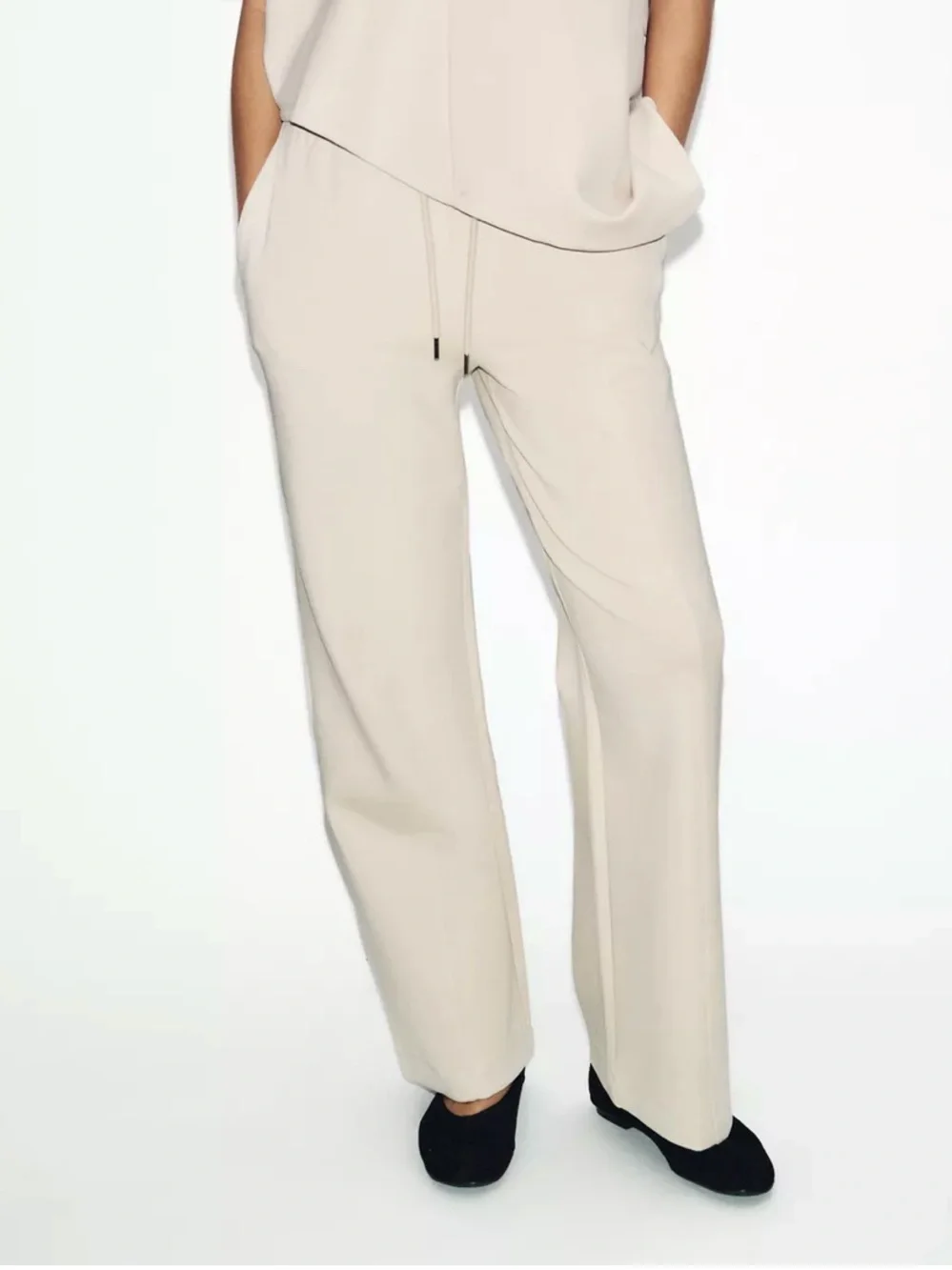 Zara NWT Relaxed straight Leg Drawstring casual lounge thick materialPants cream